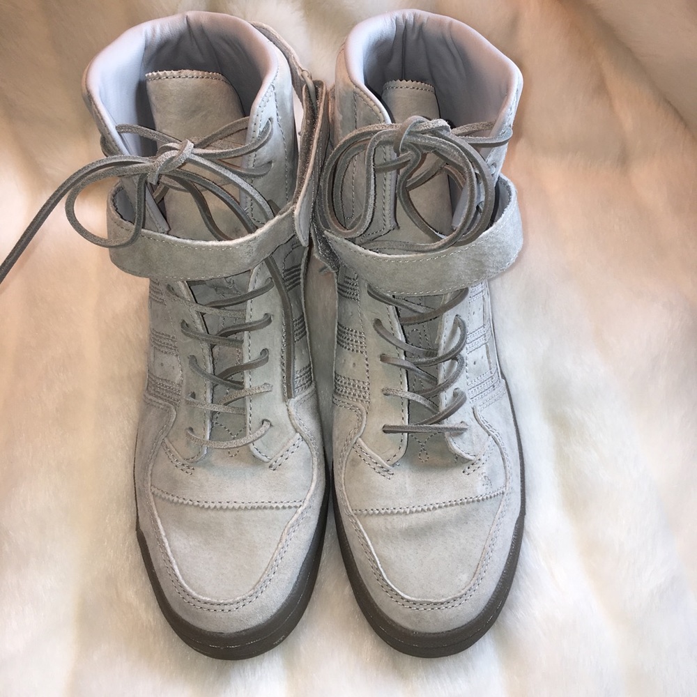 Adidas Forum, Gray Suede 10.5 EUC